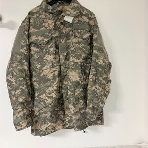 US Army ACU UCP Cold Weather Field Coat Medium Long Military Jacket